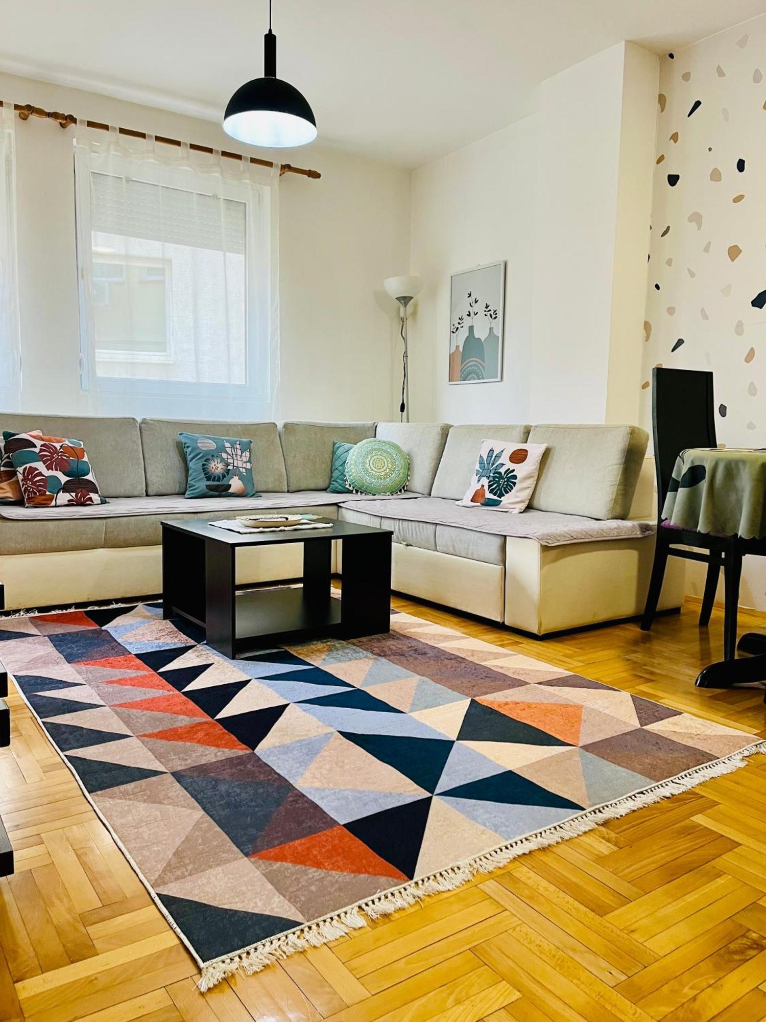 Nancy Apartment Skopje Buitenkant foto